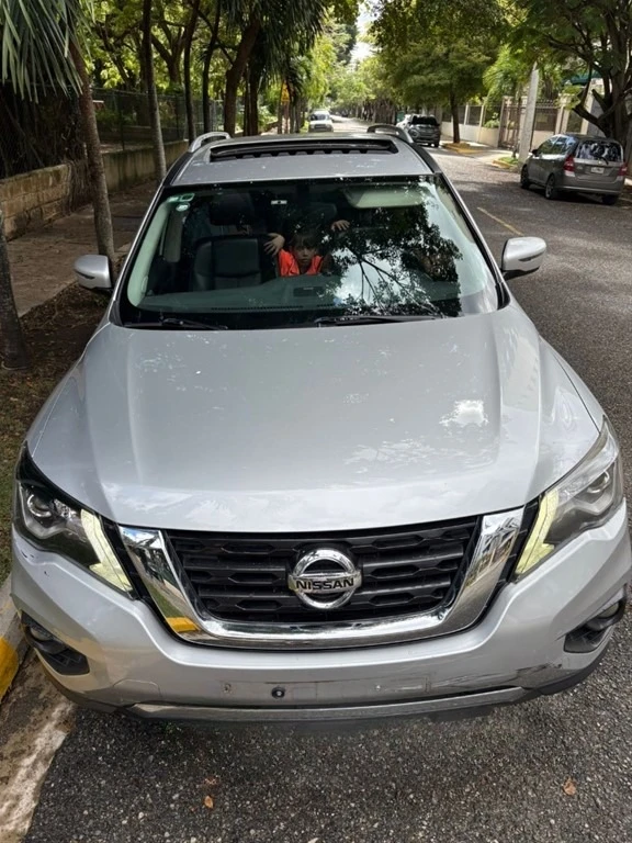 Nissan Pathfinder 2018