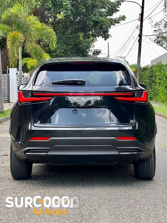 Lexus NX 2026