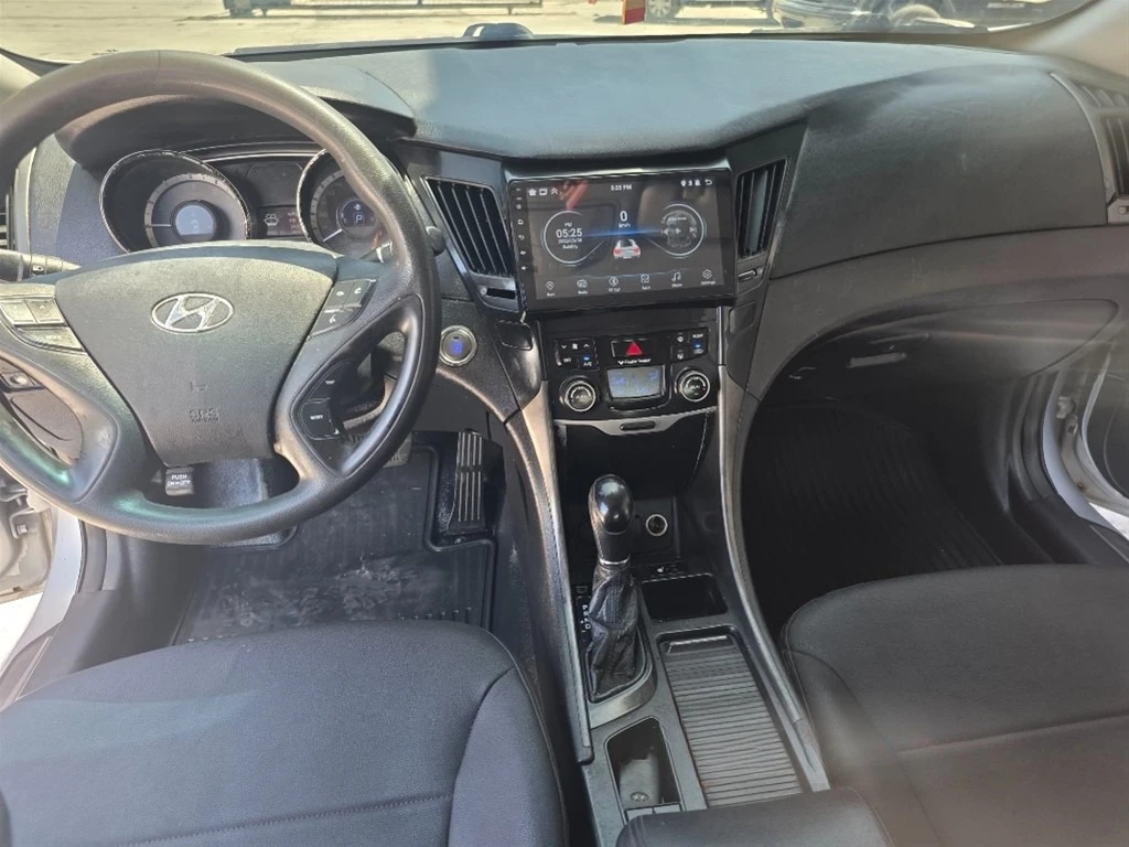 Hyundai Sonata 2013