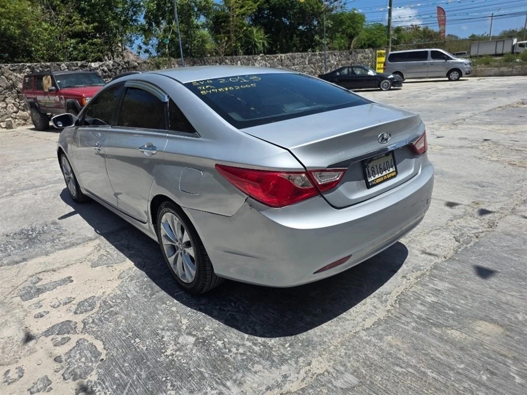 Hyundai Sonata 2013