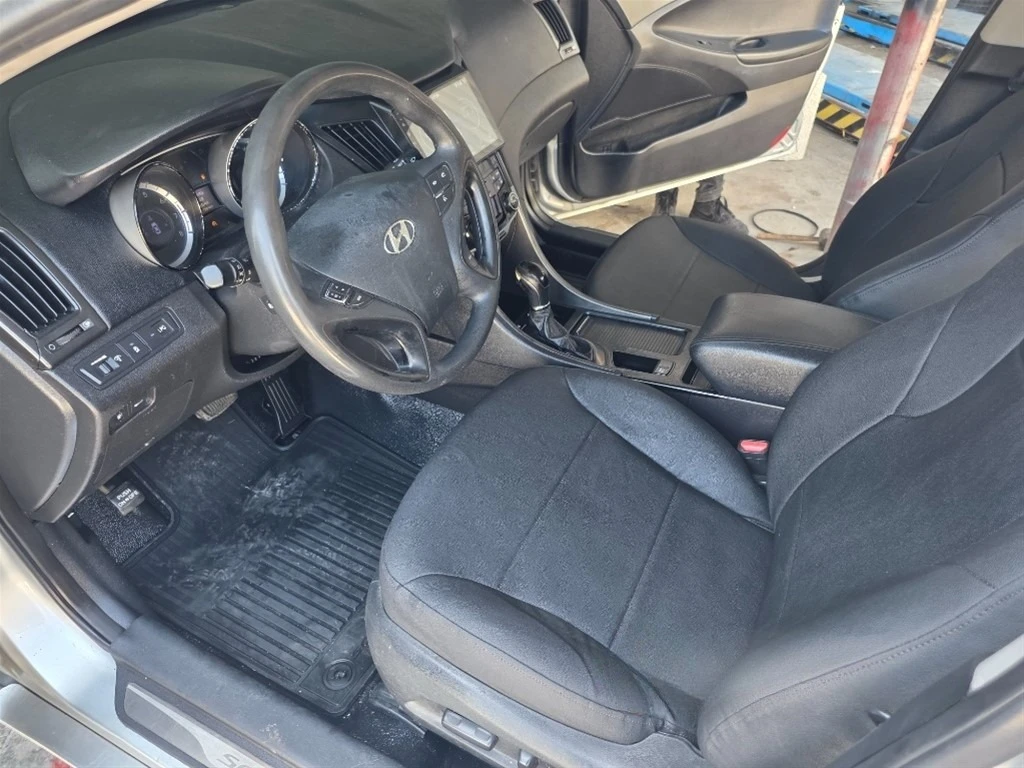 Hyundai Sonata 2013