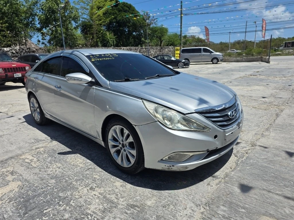 Hyundai Sonata 2013
