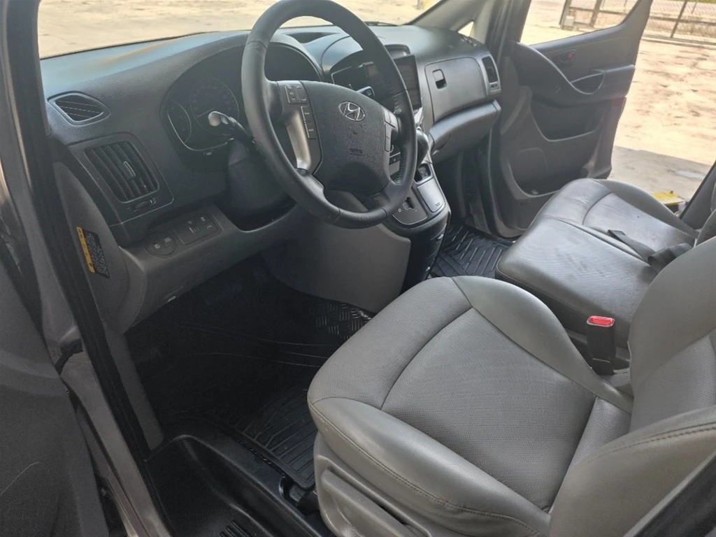 Hyundai Grand Starex 2021