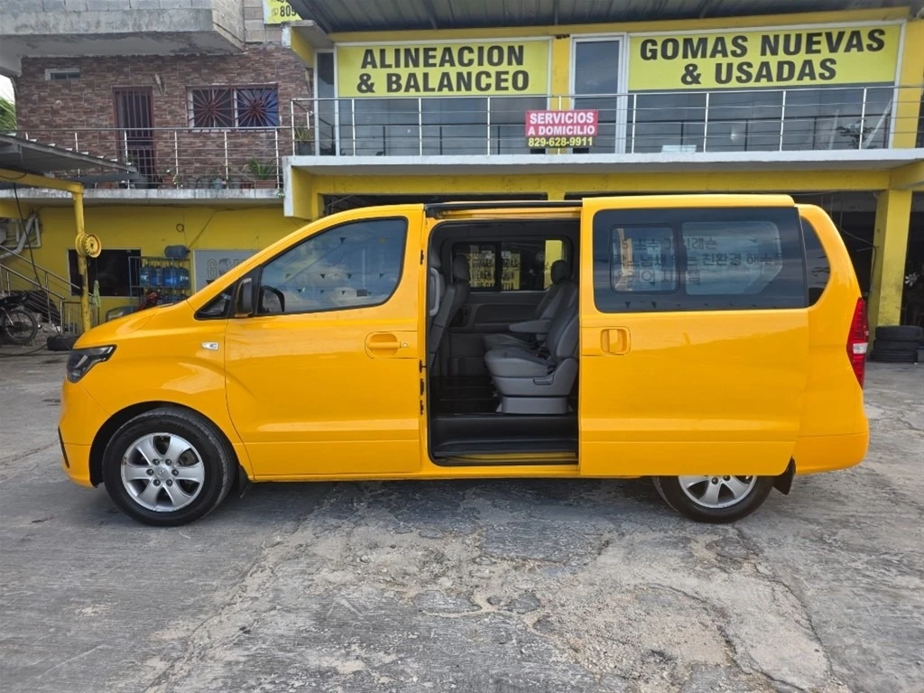 Hyundai Grand Starex 2021