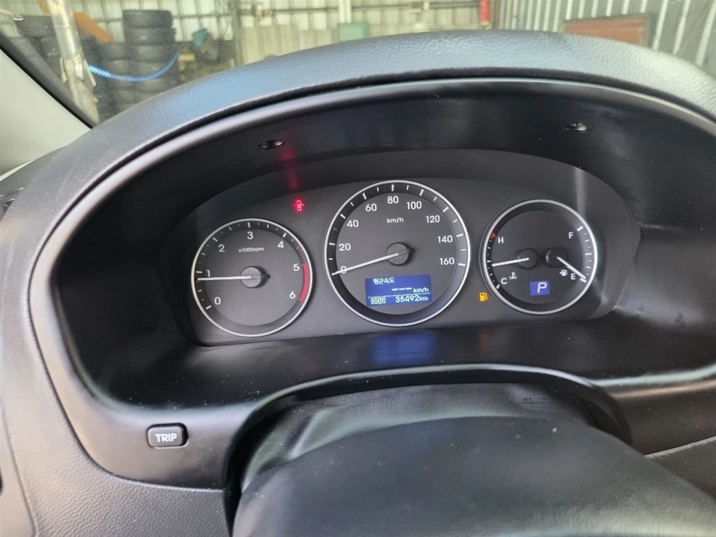 Hyundai Grand Starex 2021
