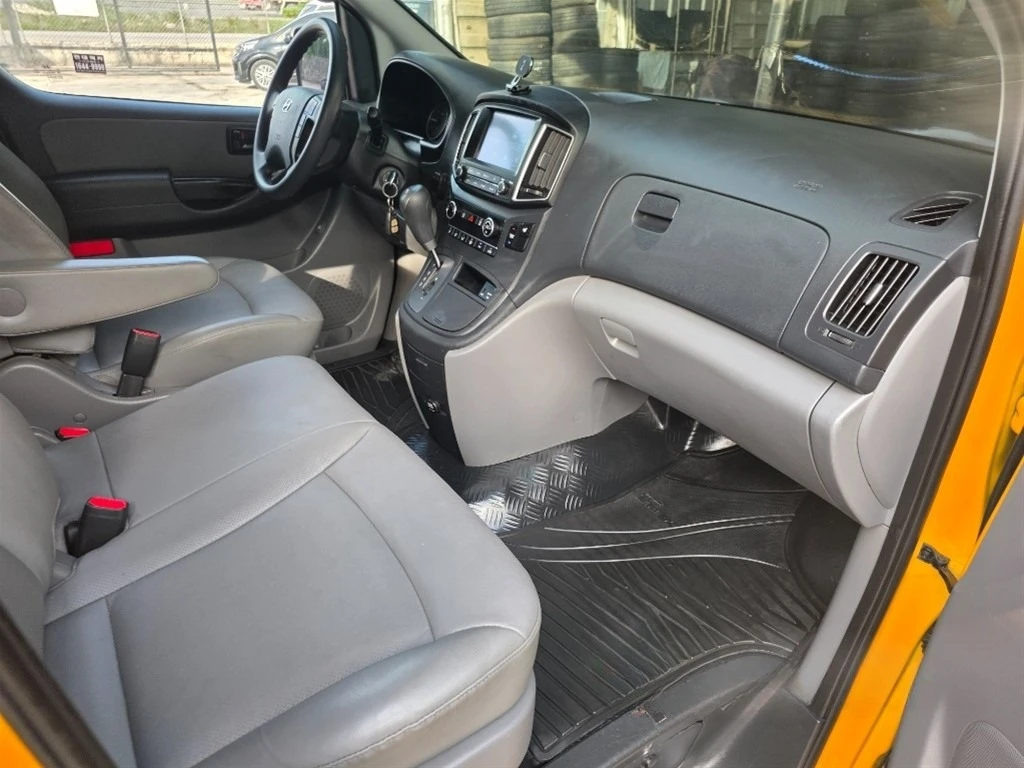 Hyundai Grand Starex 2021
