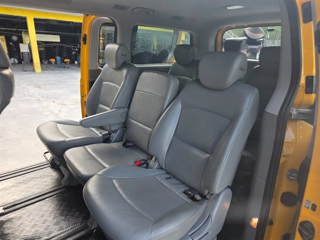 Hyundai Grand Starex 2021