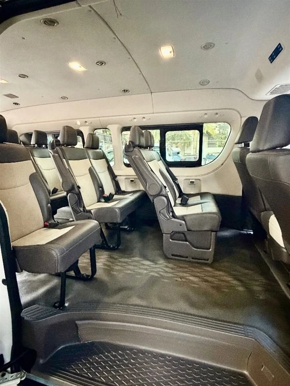 Toyota Hiace 2023
