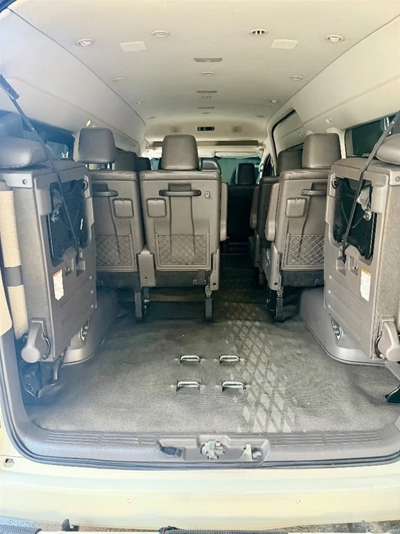 Toyota Hiace 2023
