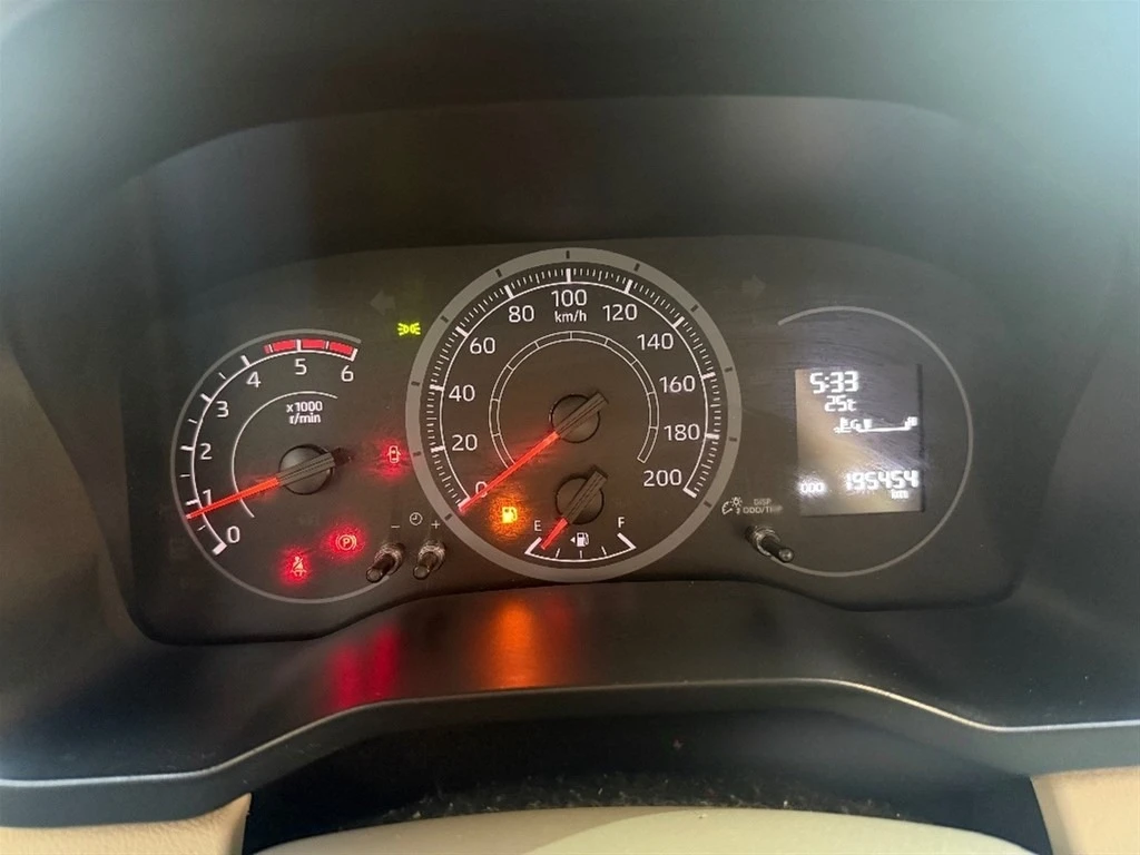 Toyota Hiace 2023