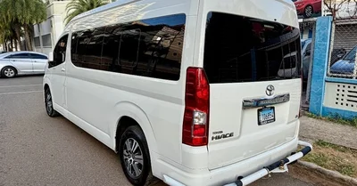 Toyota Hiace 2023
