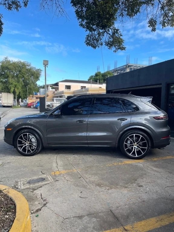 Porsche Cayenne 2019
