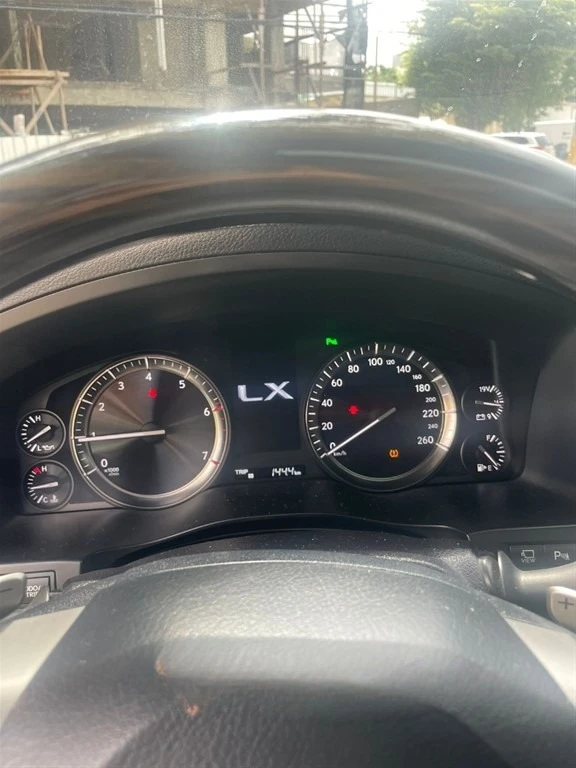 Lexus LX 2018