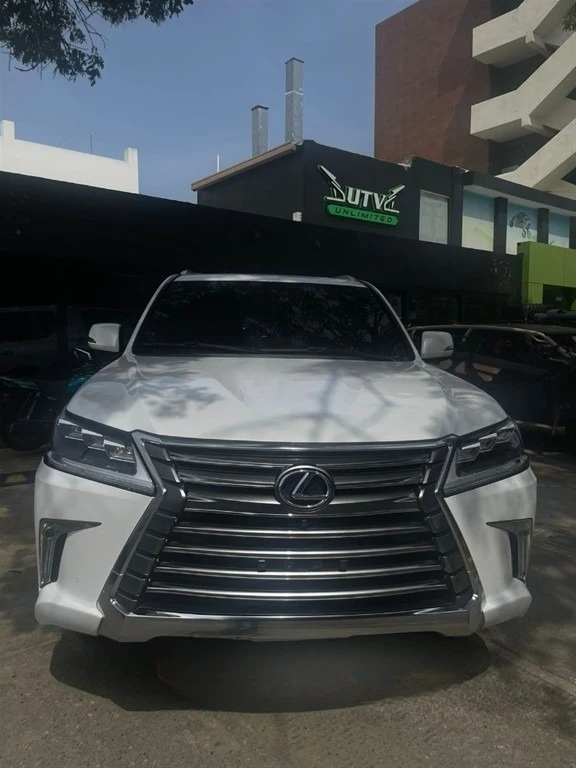 Lexus LX 2018
