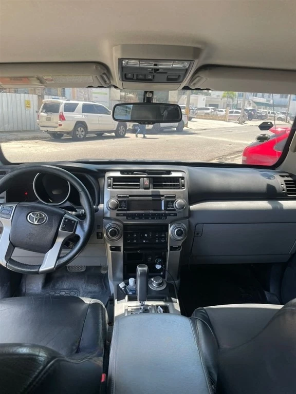 Toyota 4 Runner 2012