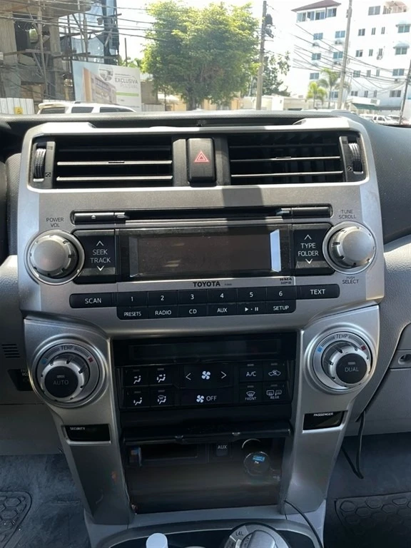 Toyota 4 Runner 2012