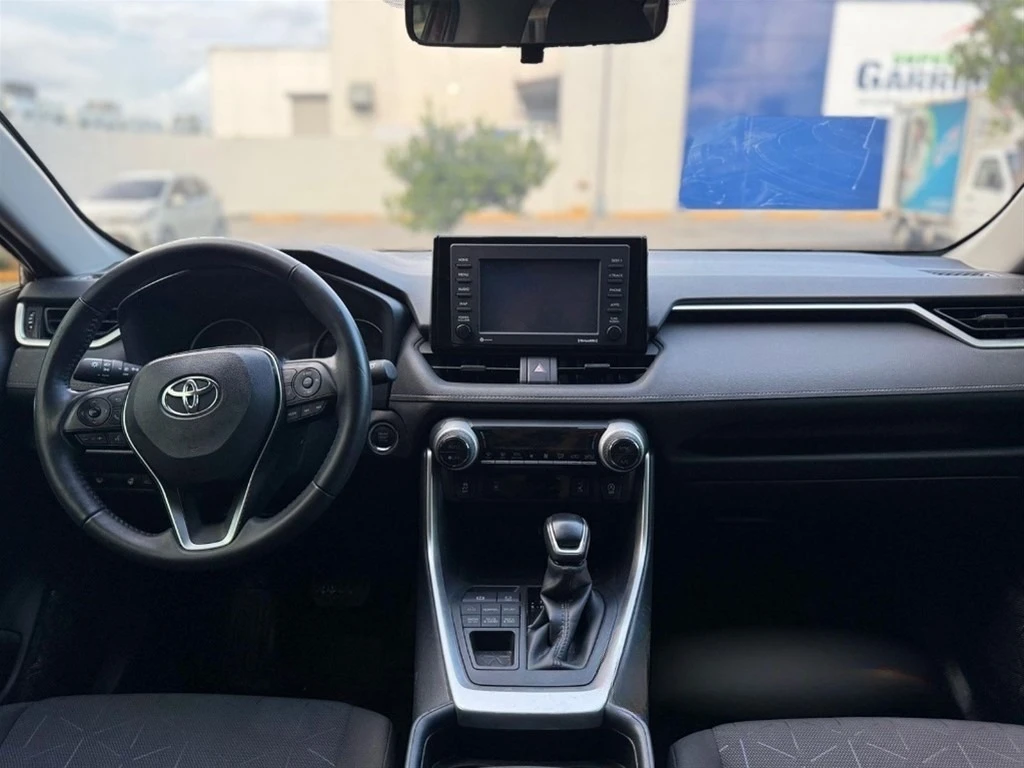 Toyota RAV4 2021
