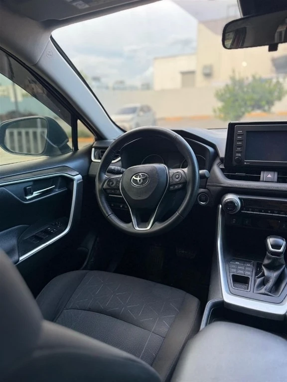 Toyota RAV4 2021