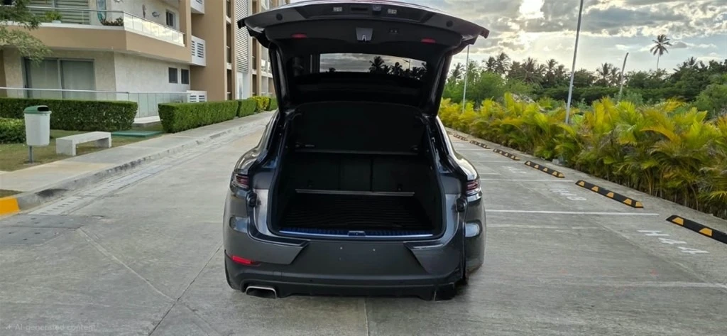 Porsche Cayenne 2024
