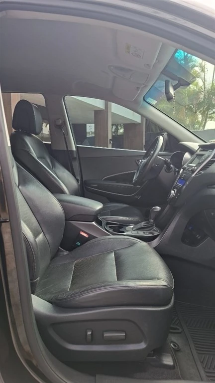 Hyundai Grand Santa Fe 2016