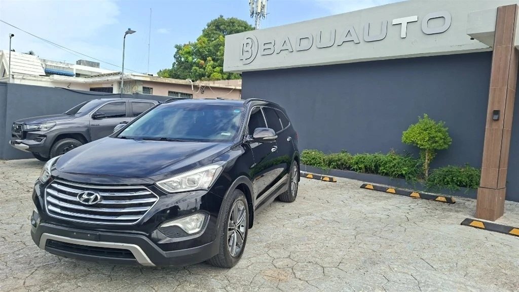 Hyundai Grand Santa Fe 2016
