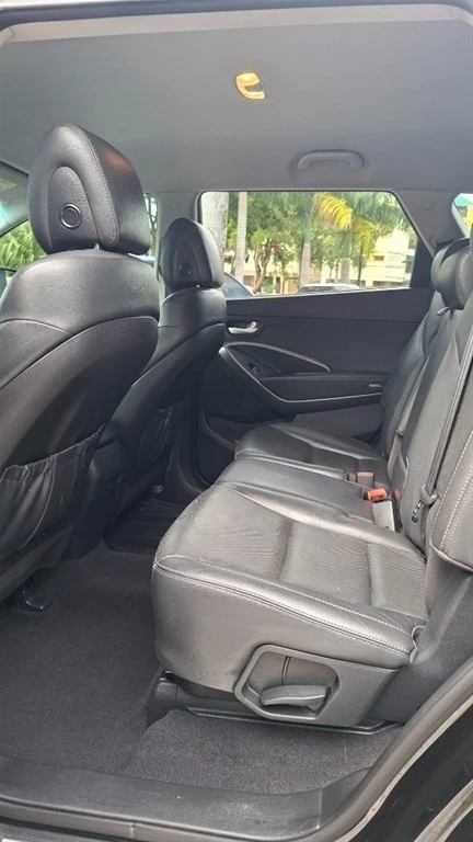 Hyundai Grand Santa Fe 2016