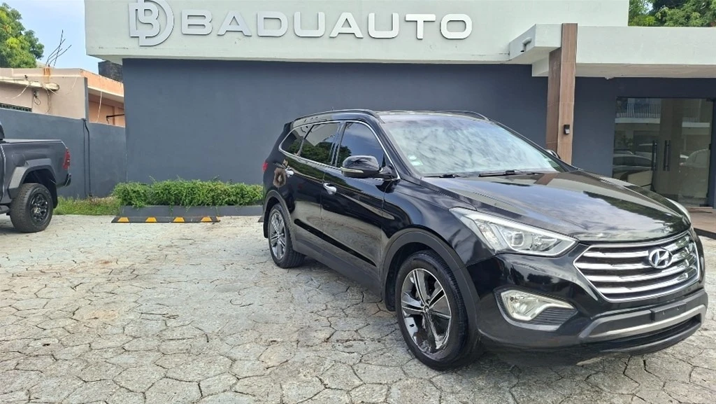 Hyundai Grand Santa Fe 2016