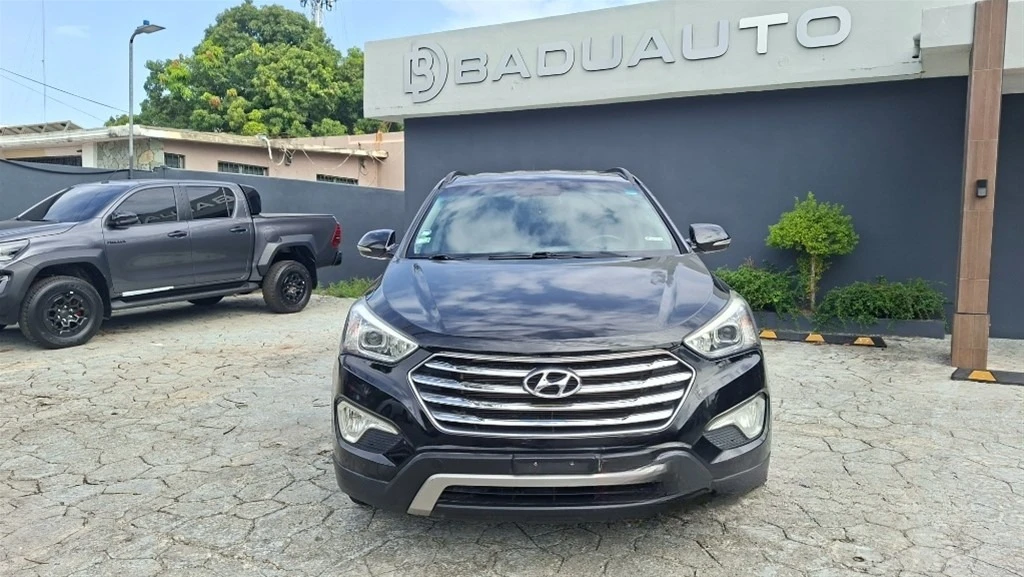 Hyundai Grand Santa Fe 2016
