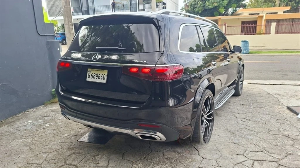 Mercedes-Benz GLS 2024