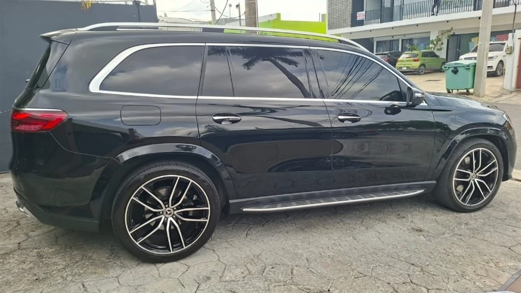 Mercedes-Benz GLS 2024