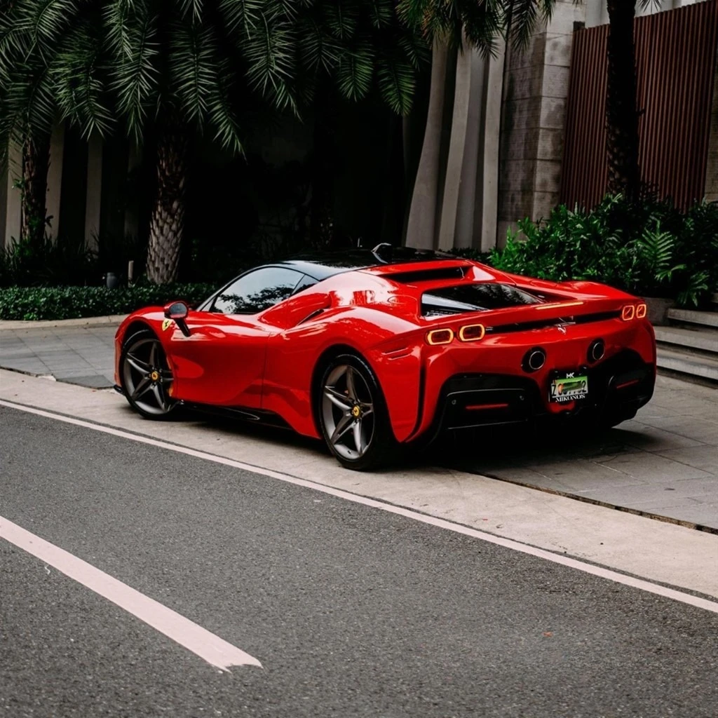 Ferrari SF90 Spider 2022
