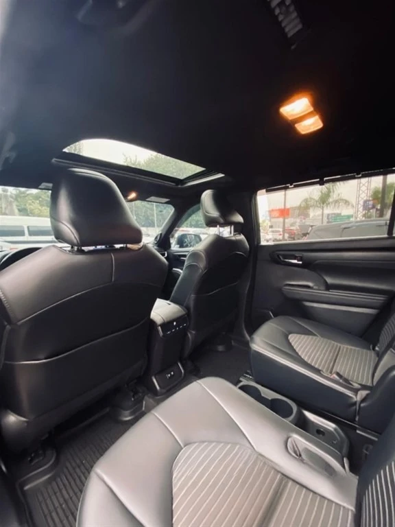 Toyota Highlander 2021