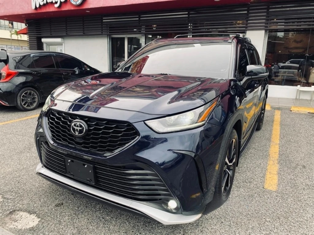 Toyota Highlander 2021
