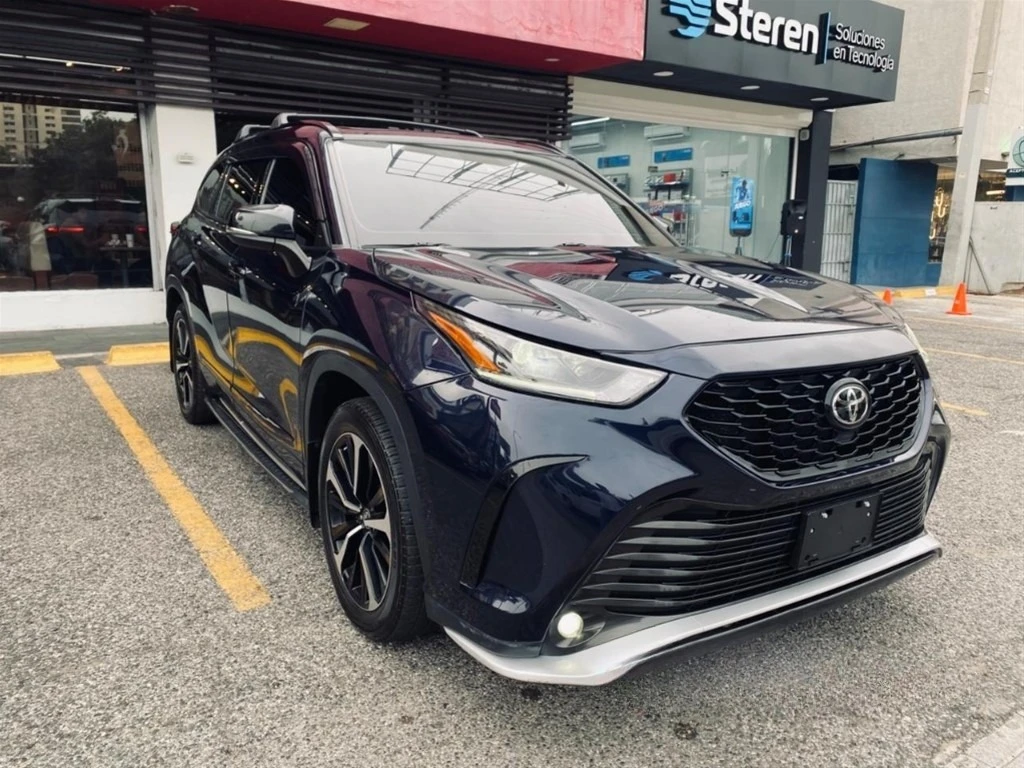 Toyota Highlander 2021