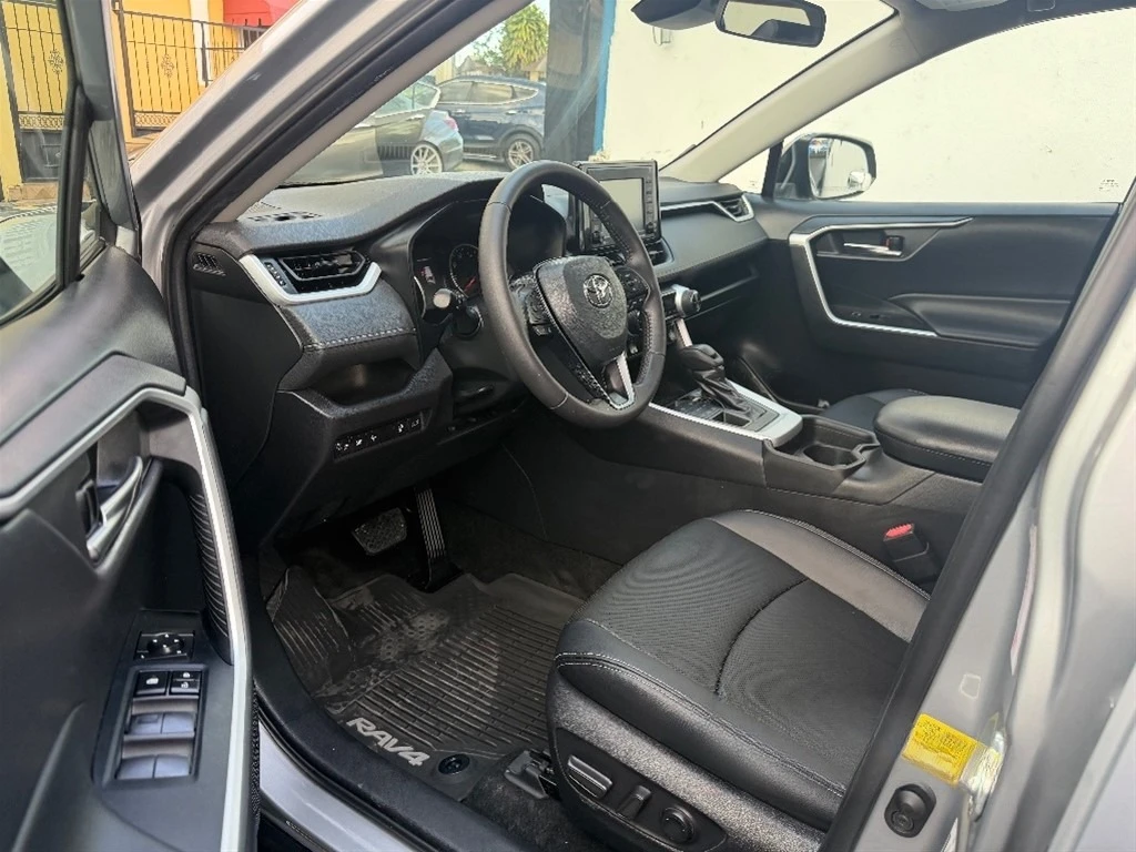 Toyota RAV4 2021