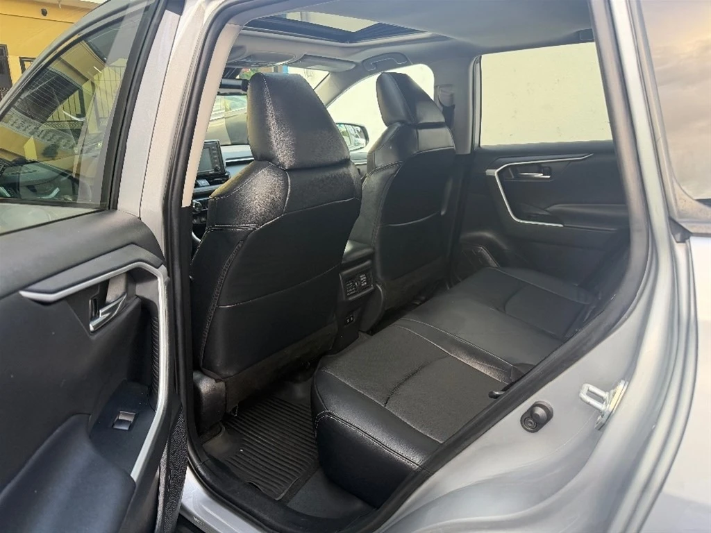 Toyota RAV4 2021