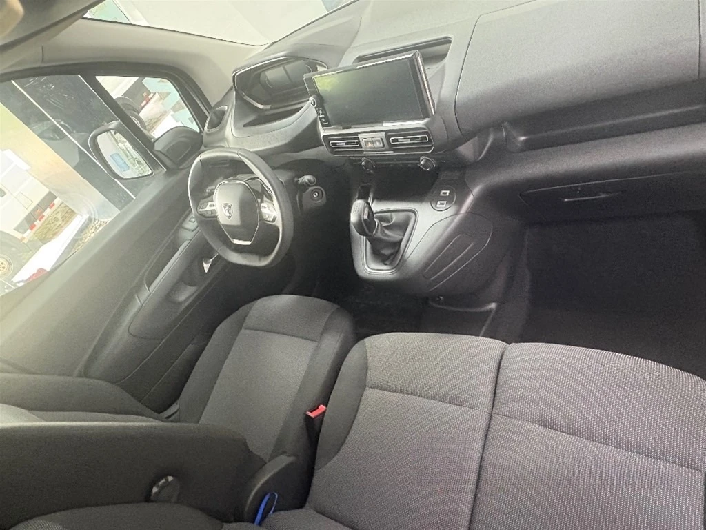 Peugeot Partner 2027