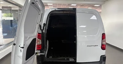 Peugeot Partner 2027