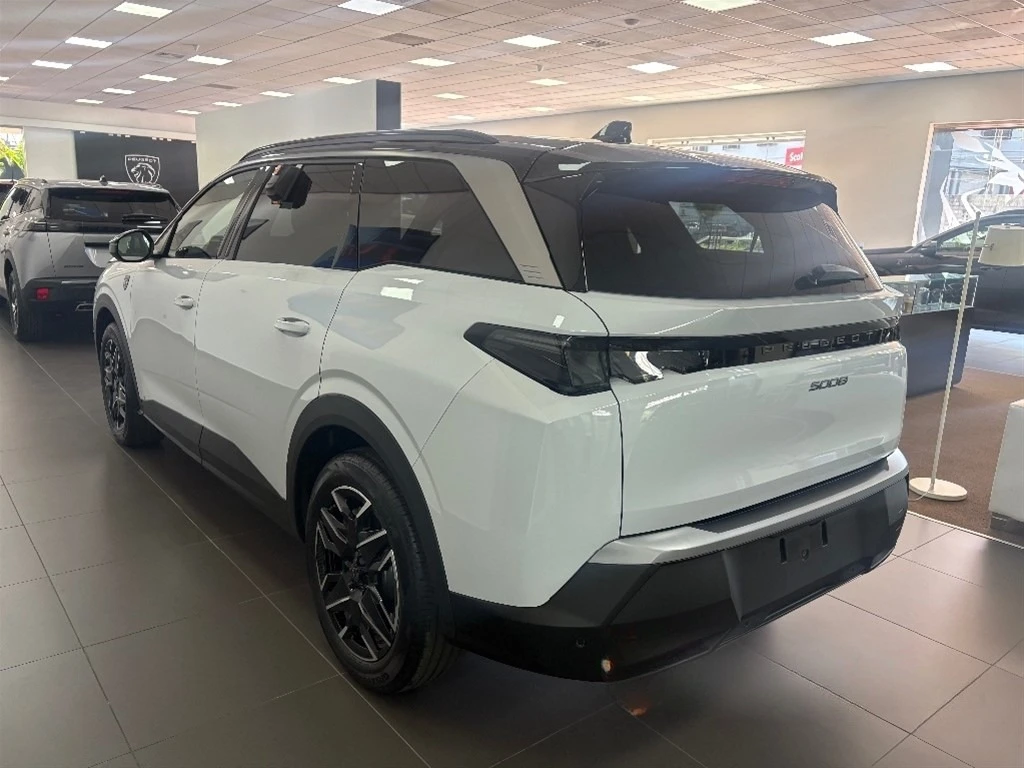 Peugeot 5008 2027