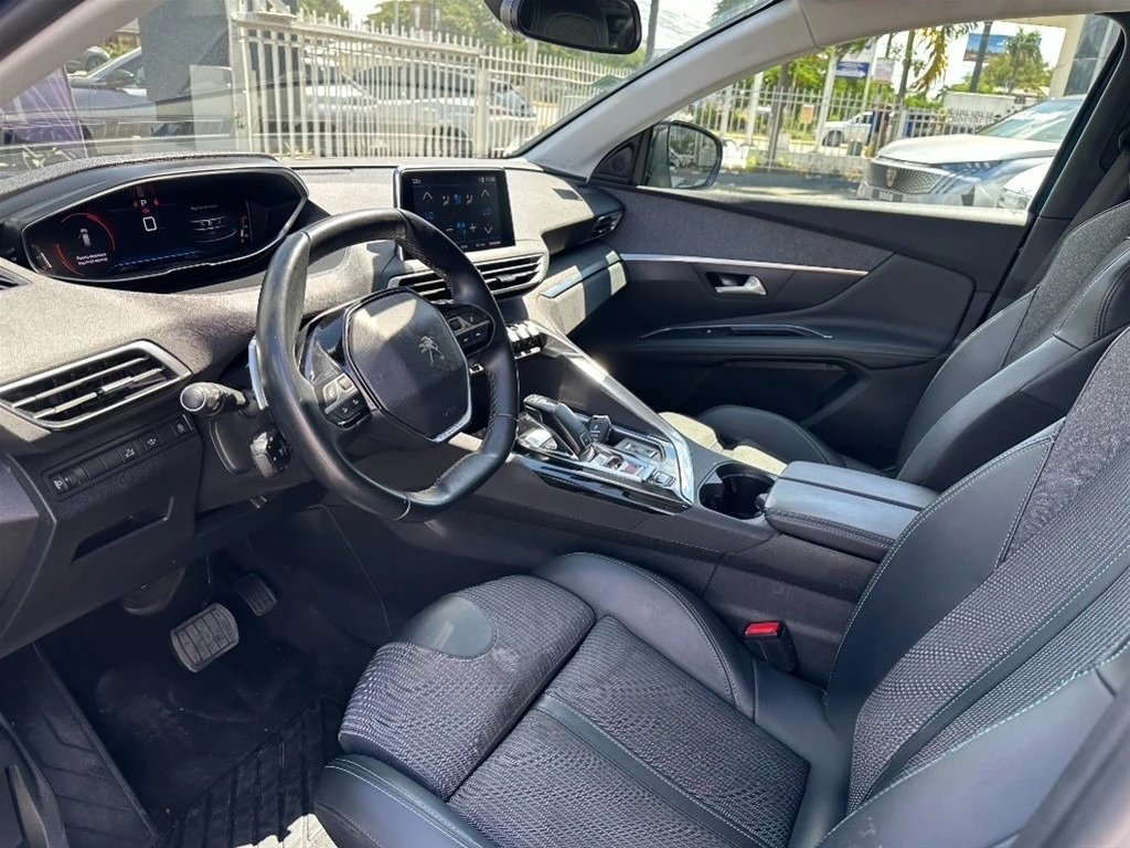 Peugeot 3008 2022