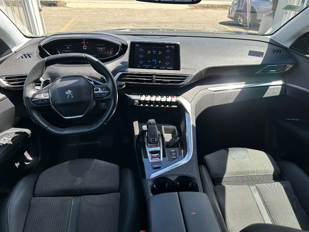 Peugeot 3008 2022