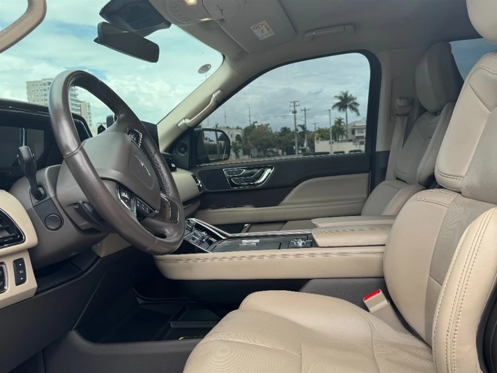 Lincoln Navigator 2023