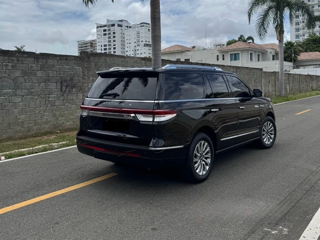 Lincoln Navigator 2023
