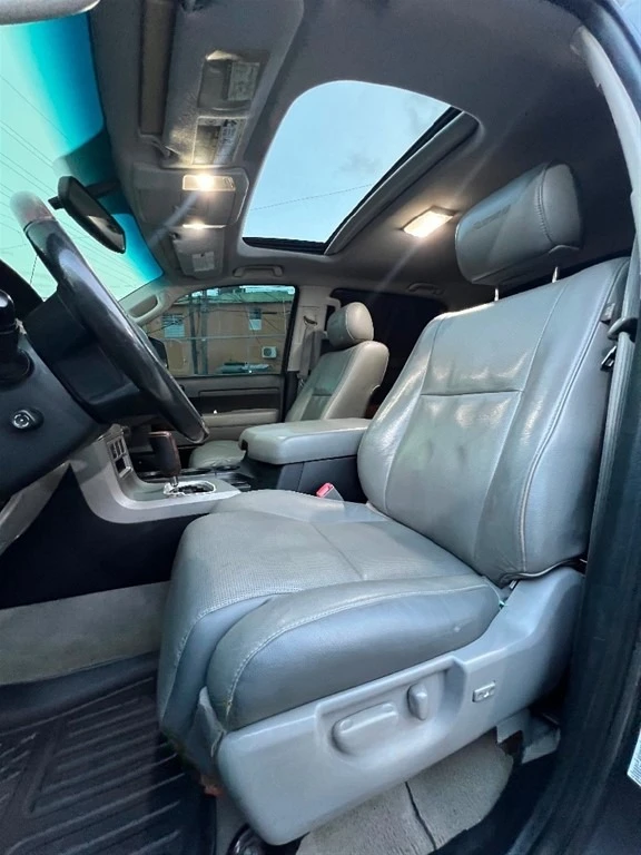 Toyota Tundra 2011