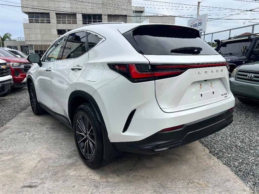 Lexus NX 2022