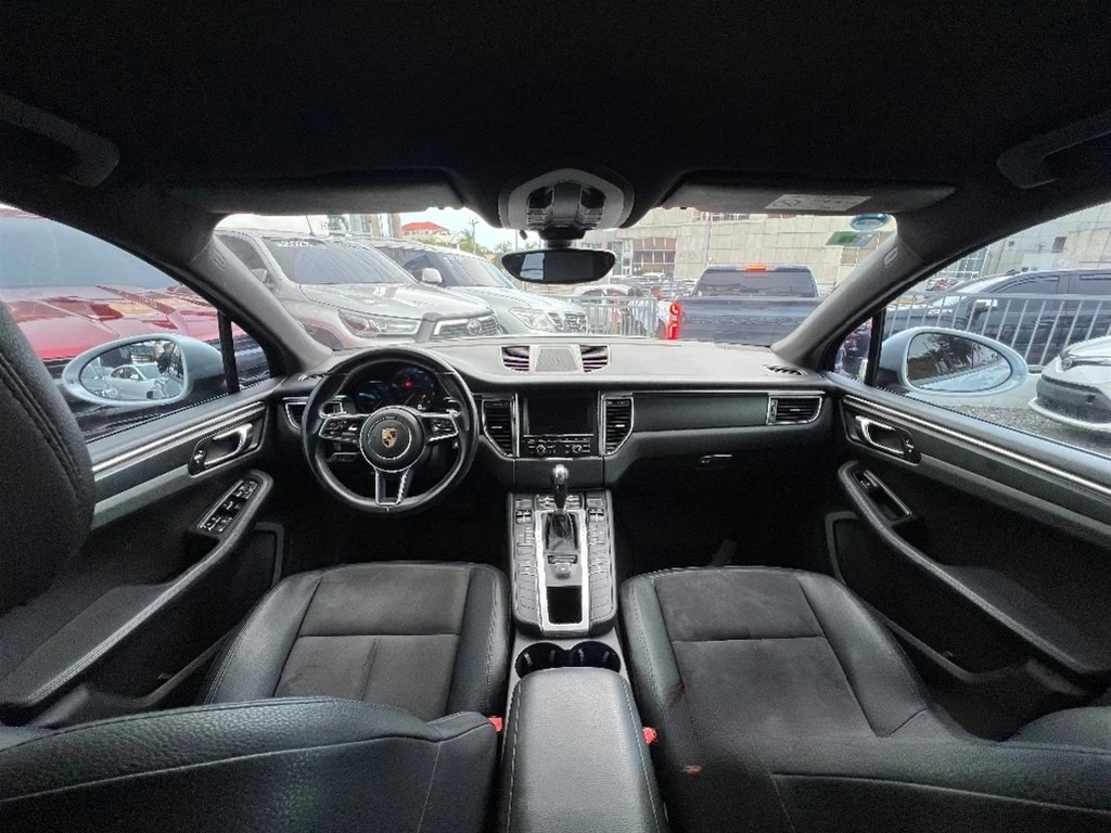 Porsche Macan 2016