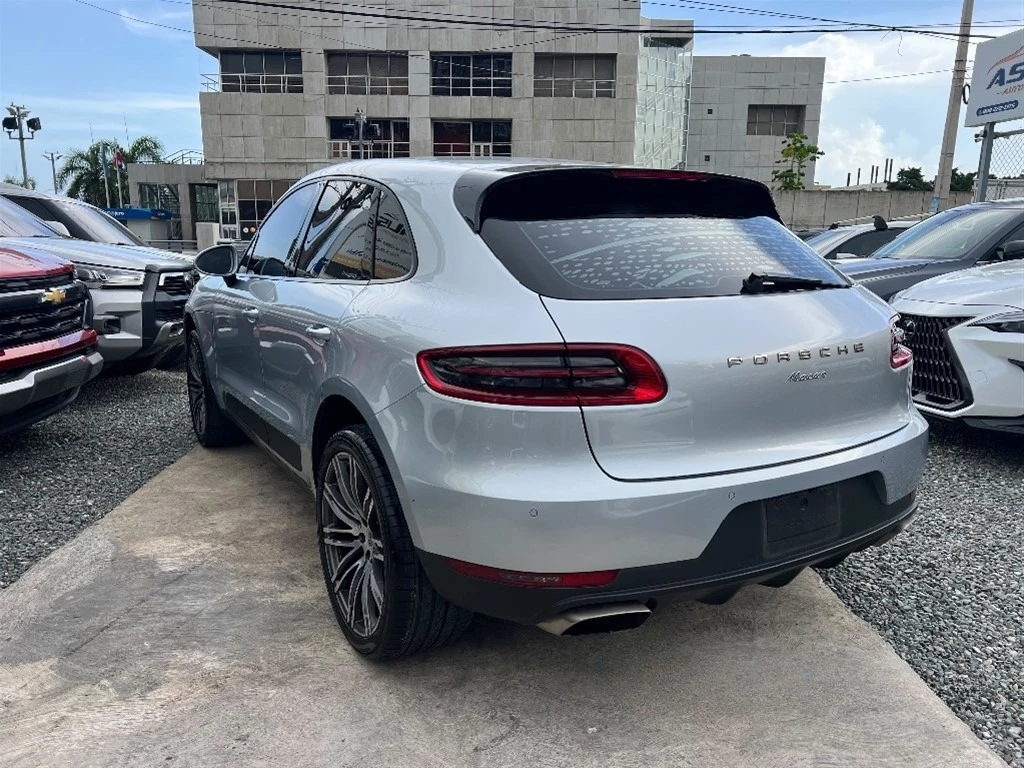 Porsche Macan 2016