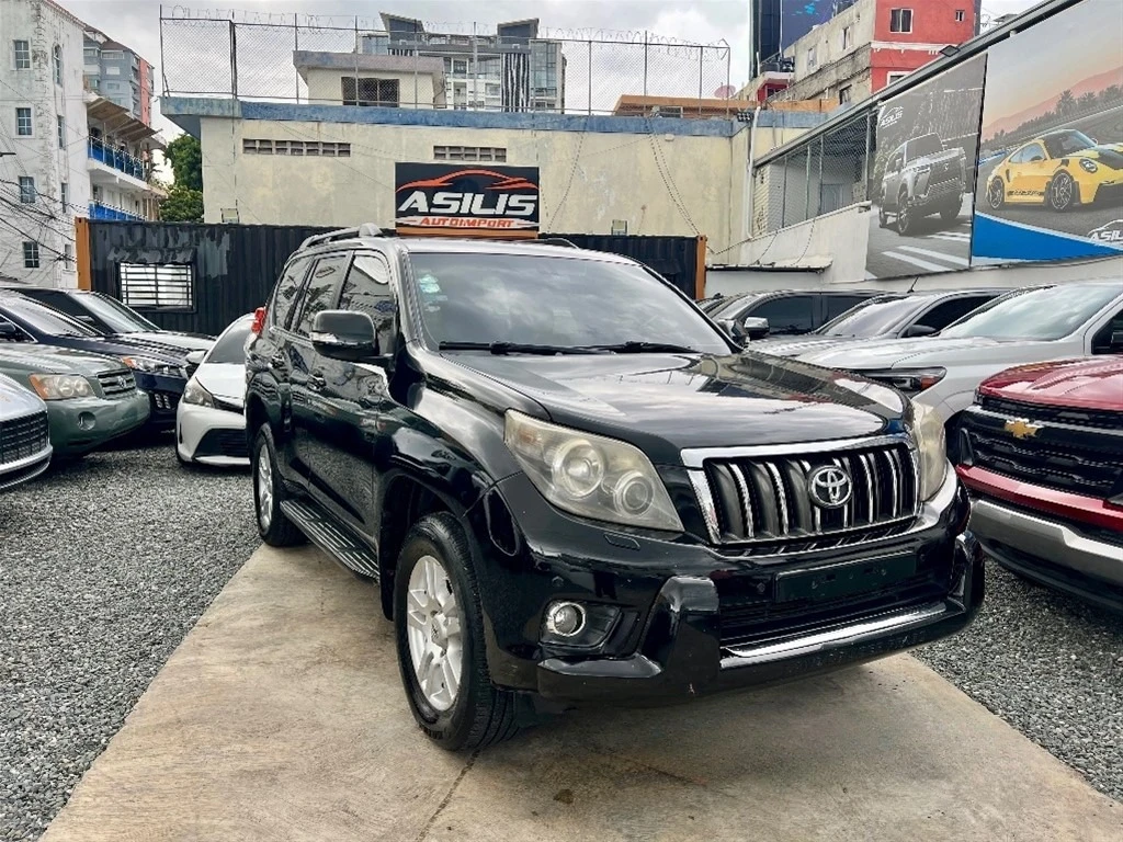 Toyota Land Cruiser Prado 2011